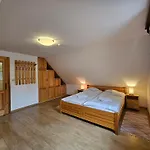 Feriehus Drevenice *